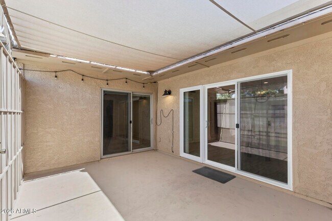 Building Photo - 8348 E Solano Dr
