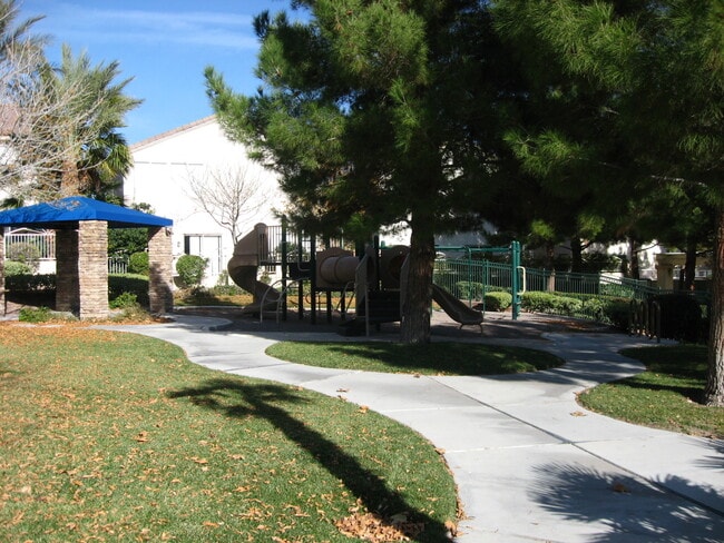 Building Photo - Fabulous Single Story in Peccole Ranch Gated Community!