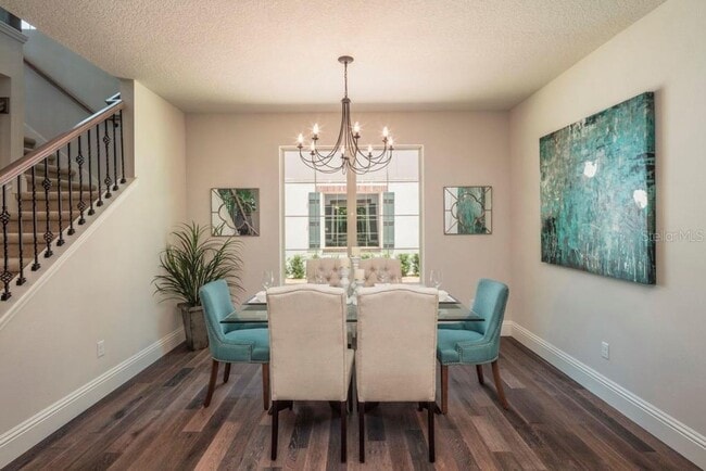 Building Photo - Santa Barbara-style Duplex