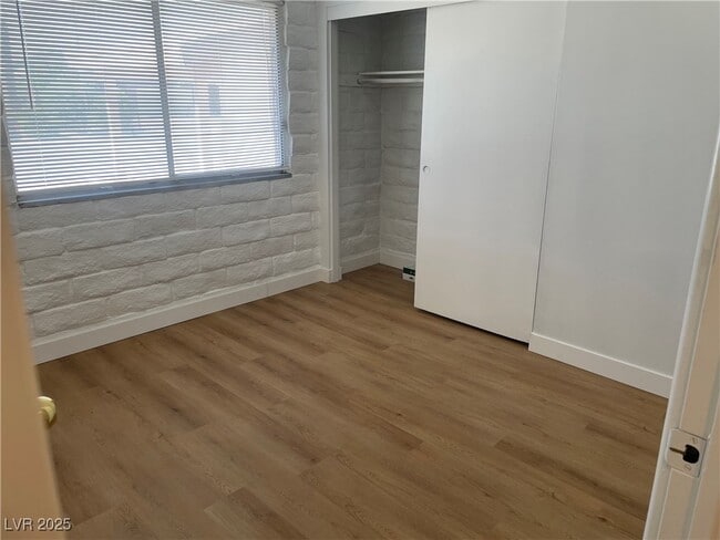 Building Photo - 2198 Capistrano Ave