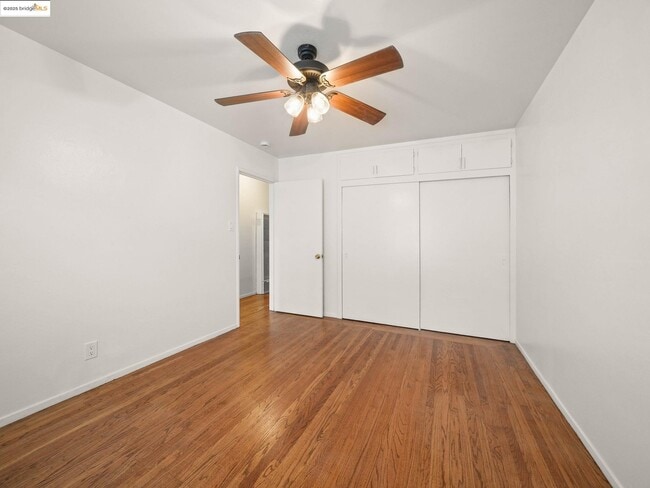 Building Photo - 1274 Terra Ave