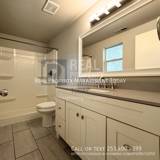 Building Photo - 2802 12th Ave Ct NW