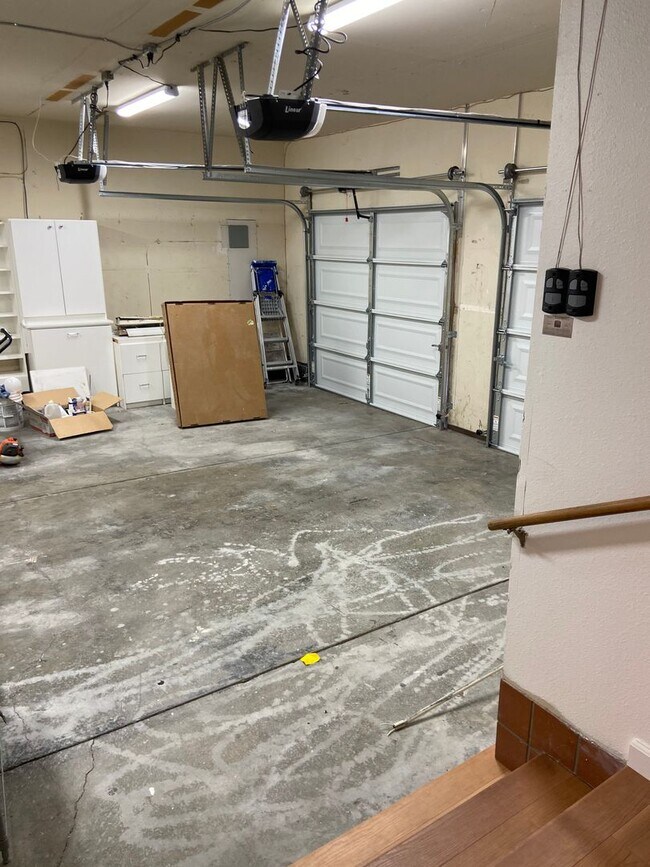 Building Photo - 1725 Tampico Ct