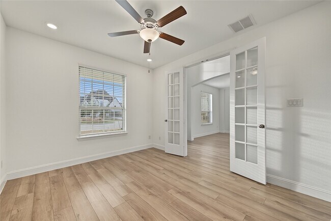 Building Photo - 4802 Albany Shores Ln