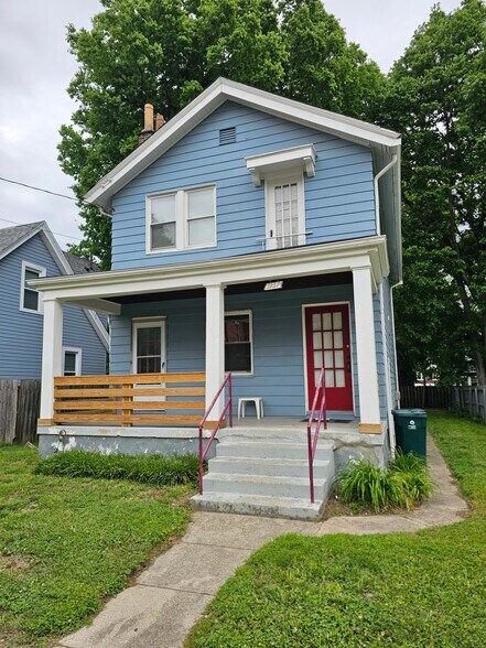 Building Photo - 1232 Laidlaw Ave