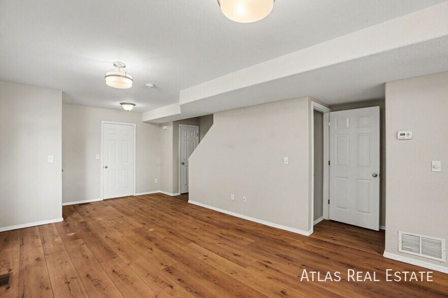 Building Photo - 7829 Antelope Valley Point