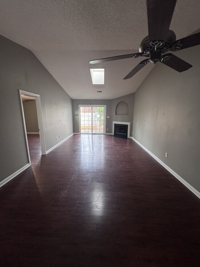 Building Photo - 125 St Kitts Ct