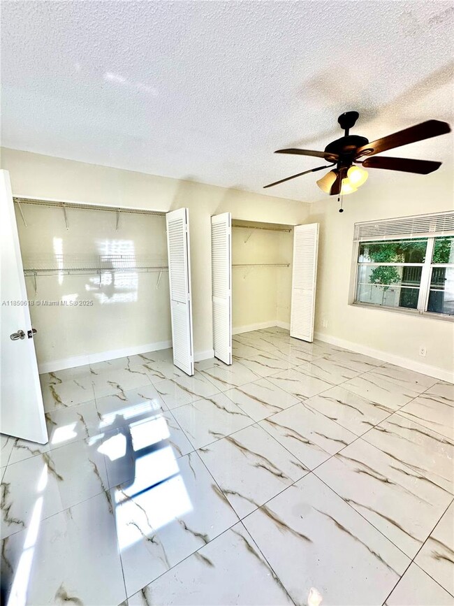 Building Photo - 4141 NW 90th Ave