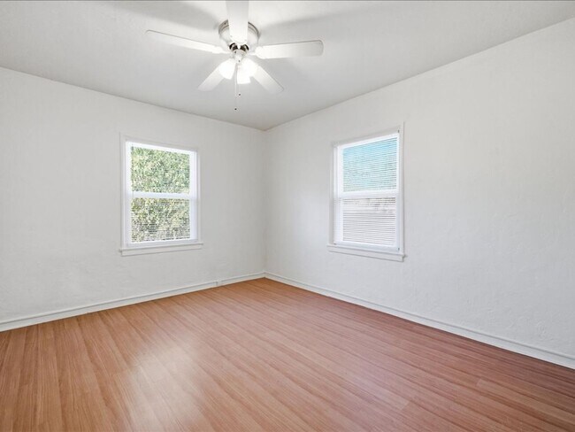 Building Photo - 4413 E Whitman St
