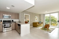 Building Photo - 1710 SW 27th Ave