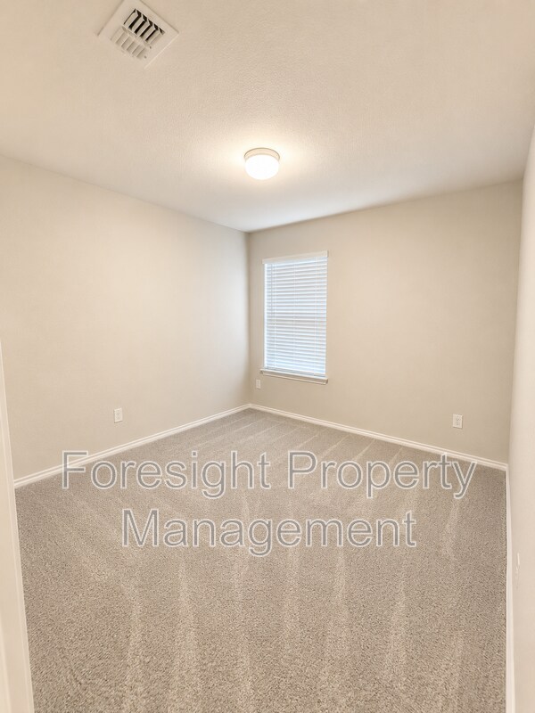 Building Photo - 538 Concho St