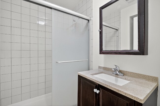 Building Photo - 802 Jesse Way