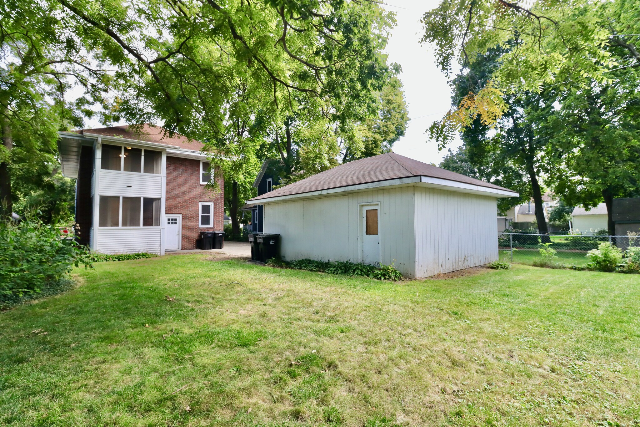 Building Photo - 744 Central Ave