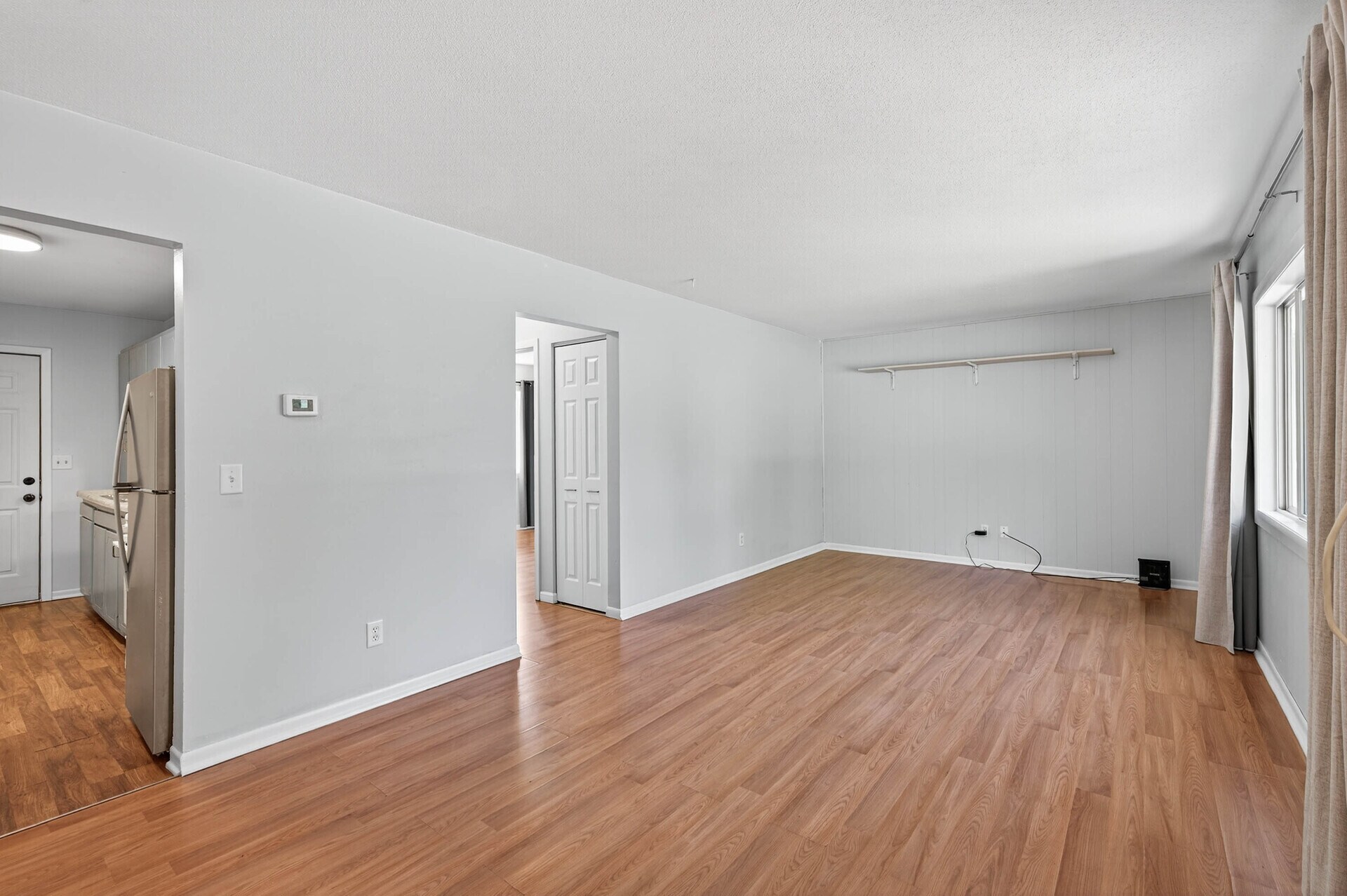 Building Photo - 5294 Raymond Ave