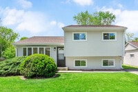 Building Photo - 0N148 Silverleaf Blvd