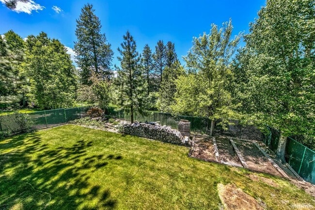 Building Photo - 1150 Fairway Ave