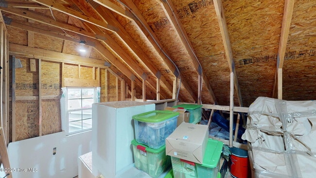 Building Photo - 205 Willow Ridge Dr
