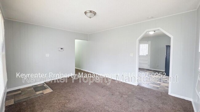 Building Photo - 5614 Indiana Ave