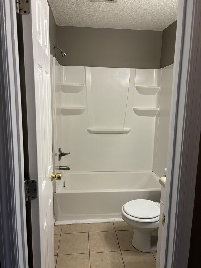 Building Photo - 1778 Almond Tree Pl