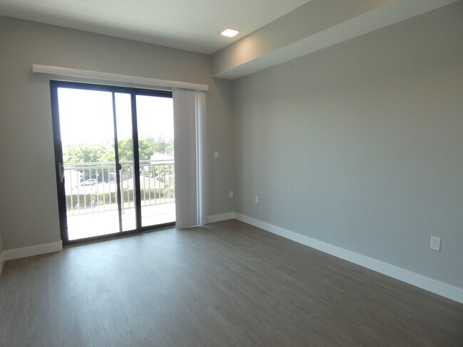 Building Photo - 11671 Erwin St