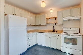 Building Photo - Two Bedroom Two Story Townhouse In Town