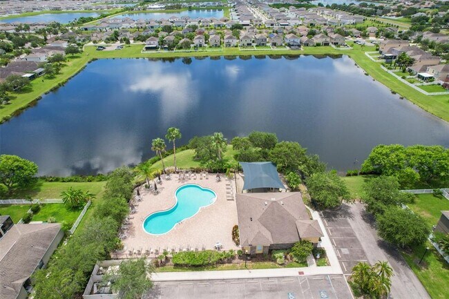Building Photo - 823 Seminole Sky Dr