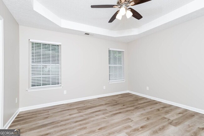 Building Photo - 5201 Summer Brooke Ct
