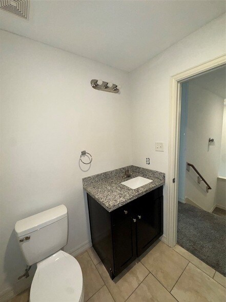 Building Photo - 138 Egret Canal S