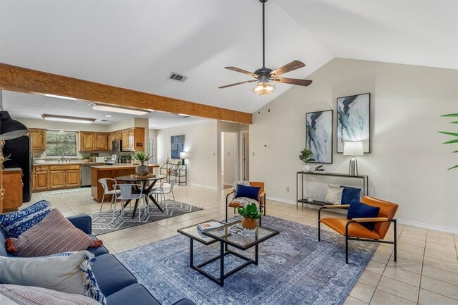 Building Photo - 27 Deer Ridge Rd