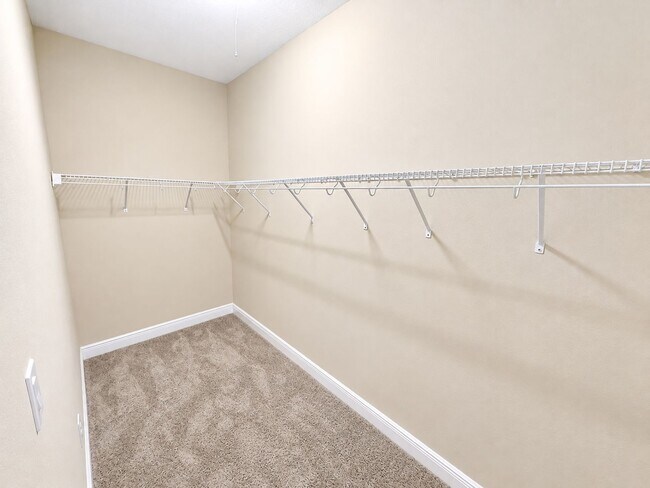 Building Photo - 5418 Silver Sun Dr
