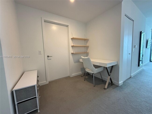 Building Photo - 501 NE 31st St