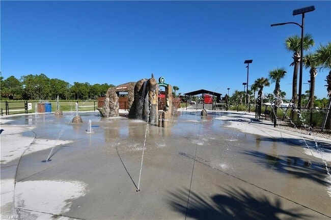 Building Photo - 17876 Woodland Ct