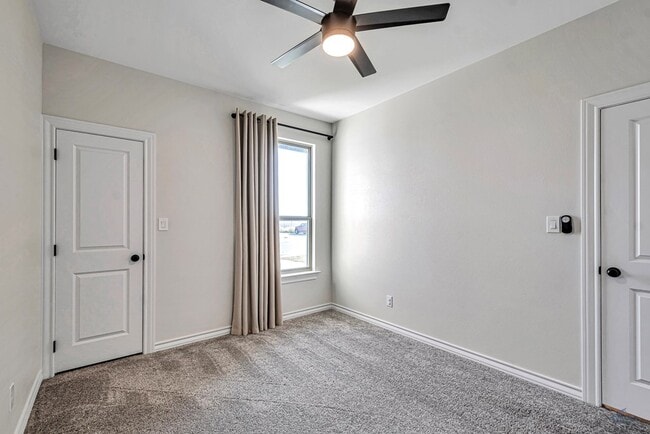 Building Photo - 3741 Alnwick Dr