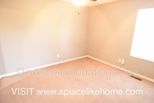 Building Photo - 4530 NW 57th St