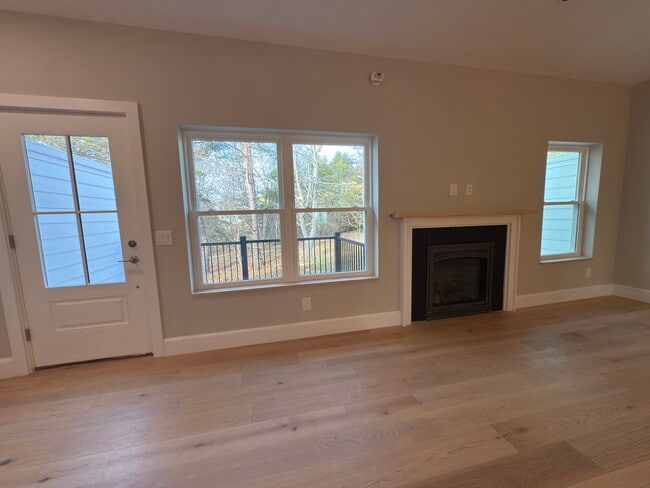 Building Photo - 42 O'Neil St