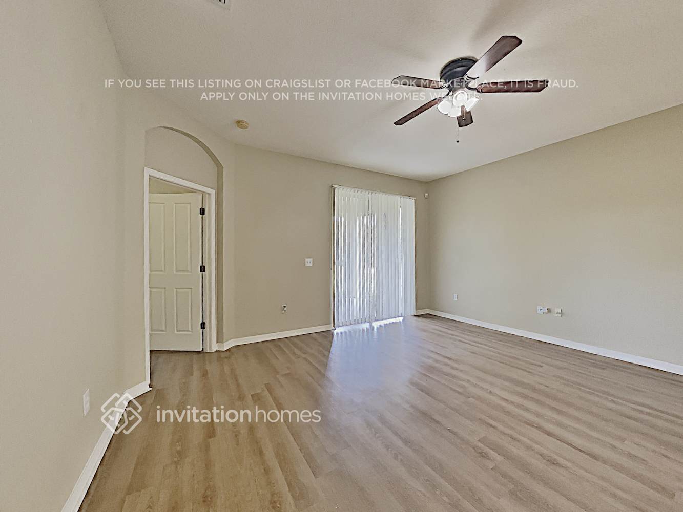 Building Photo - 8211 Crescent Moon Dr