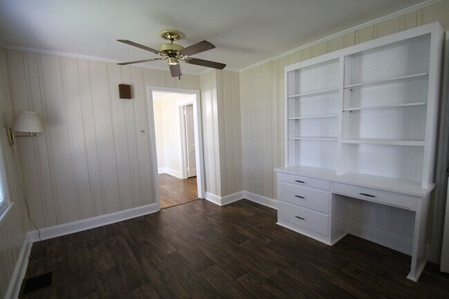Building Photo - Exclusively Offered By Muse Realty Rentals, LLC