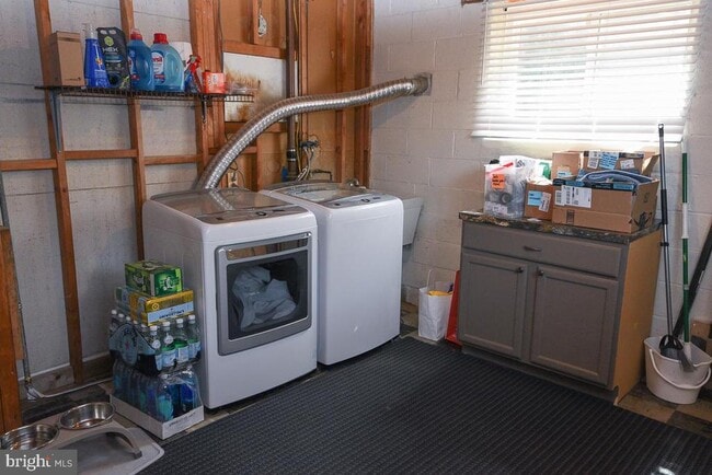 Building Photo - 3301 Garrison Farms Rd