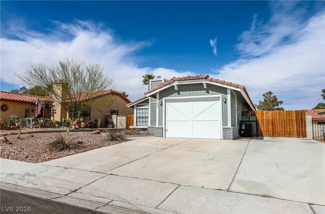 Building Photo - 7420 Lattimore Dr
