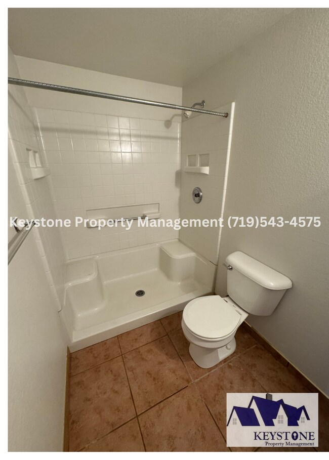 Building Photo - $948 Off Move In Special! Spacious Pueblo West Duplex 3 Bed/3 Bathroom Unit with 2 Car Garage  $1...