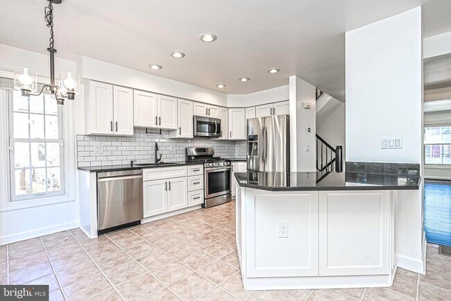 Building Photo - 12700 Dogwood Hills Ln