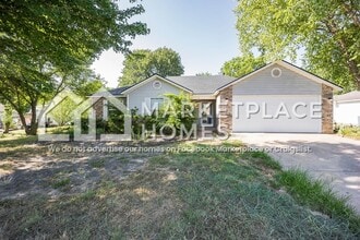 Building Photo - 490 Aster Ave