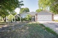 Building Photo - 490 Aster Ave