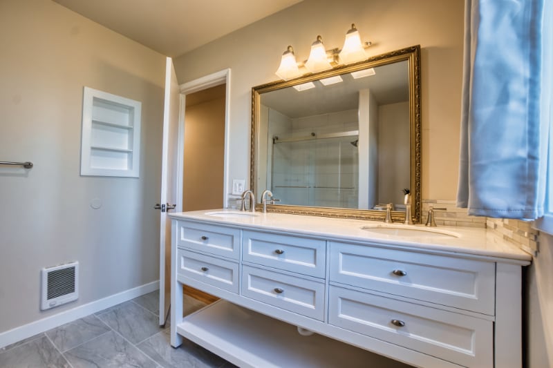 Building Photo - 3720 W Grandview Ave