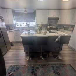 Building Photo - 2851 Rolling Hills Dr