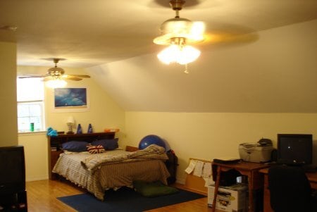 Building Photo - 3626 East 1st Street North