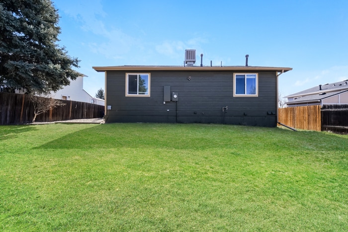 Building Photo - 19617 E Bails Pl