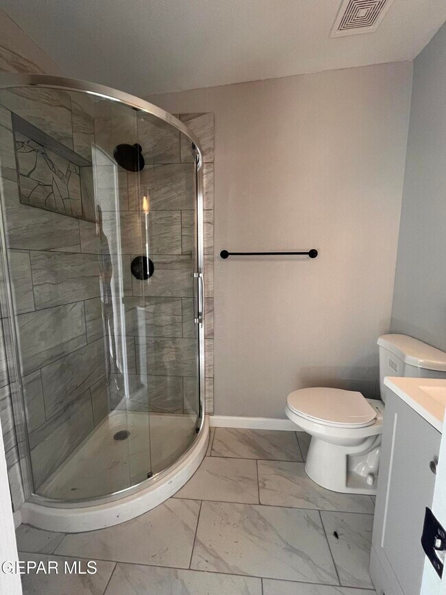 Building Photo - 2325 Ken Venturi Ln