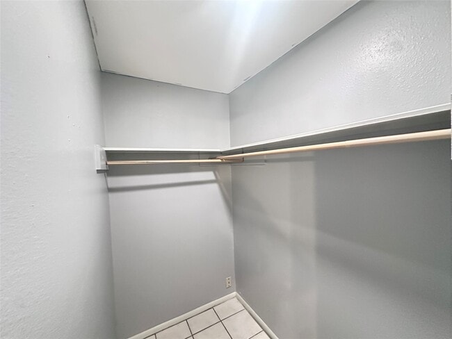 Building Photo - 1713 Mermaid Dr