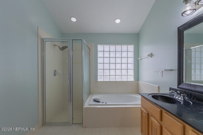 Building Photo - 13966 Sandhill Crane Dr S